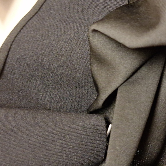 NEW!! NINA LEONARD CAPRI PANTS. - Picture 6 of 6